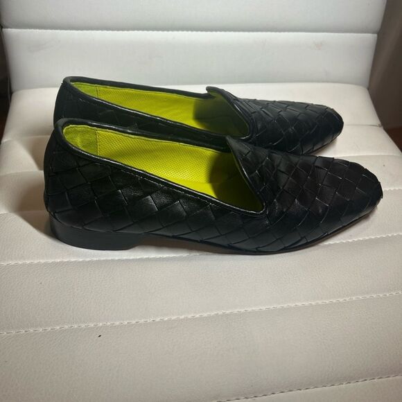 Robert Zur Black Leather Flats with Woven Design - Picture 3 of 10